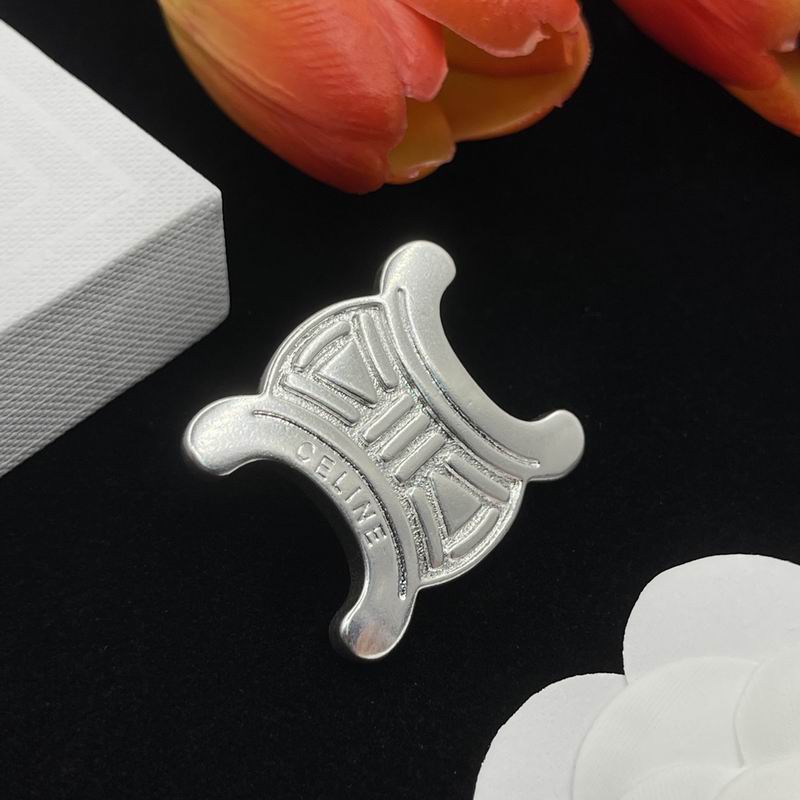 Celine Brooch 06lyr08